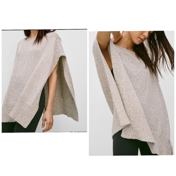 Aritzia Sweaters - Community Aritzia size XS chunky poncho